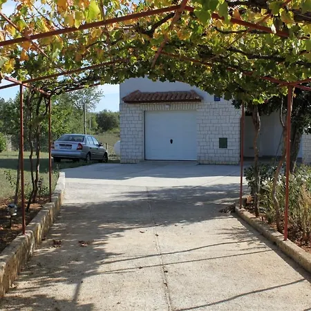 Apartmán With A Parking Space Sumber, Istria - Sredisnja Istra - 7175 *